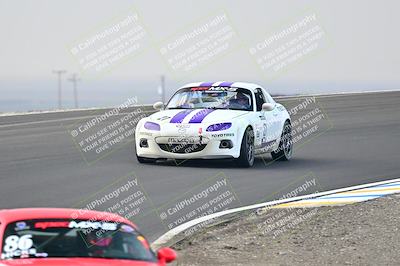 media/Jan-26-2025-CalClub SCCA (Sun) [[cfcea7df88]]/Group 4/Race/